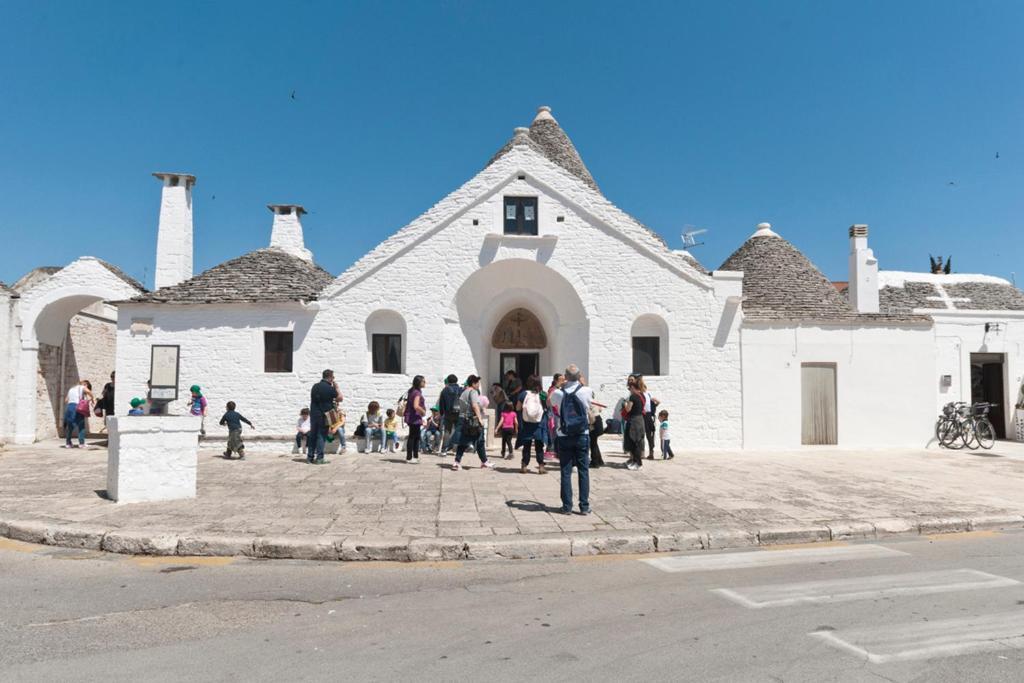 Il Rifugio Di Giada E Mattia Lägenhet Alberobello Exteriör bild